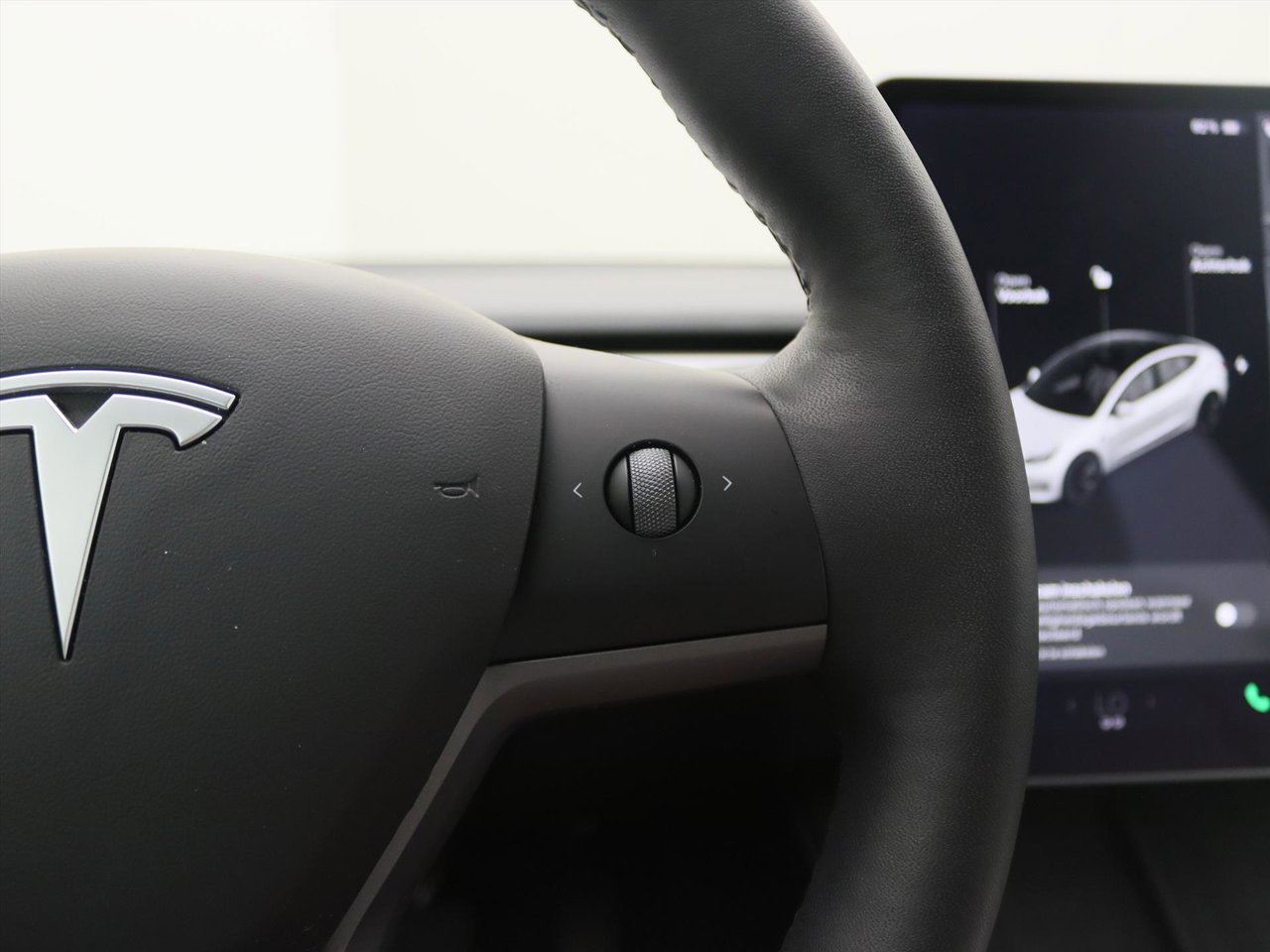 Tesla Model 3 Long-Range AWD 351pk 75 kWh FACELIFT 88,4% SoH [ WIT LEDER+WARMTEPOMP+ENHANCED AUTOPILOT+620KM WLTP+PREMIUM AUDIO ] 22