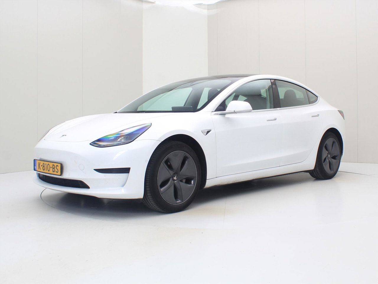 Tesla Model 3 Standard RWD Plus 89.6% SoH [ LFP ACCU+AUTOPILOT+60 kWh+PREMIUM AUDIO ]