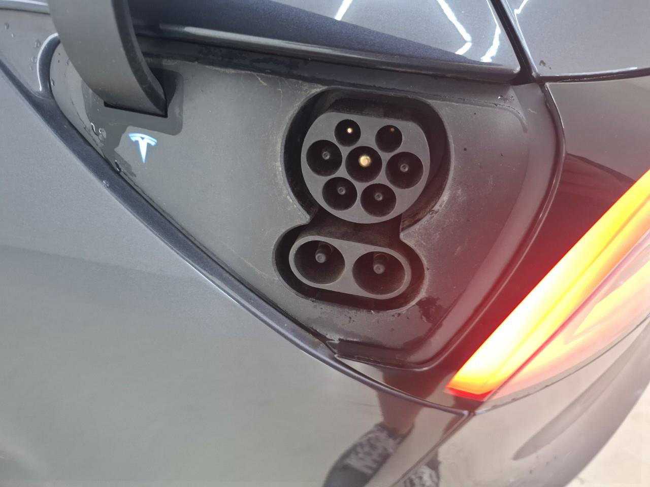 Tesla Model 3 Standard RWD Plus 89.5% SoH [ TREKHAAK+LFP ACCU+AUTOPILOT+60 kWh+PREMIUM AUDIO ] 18
