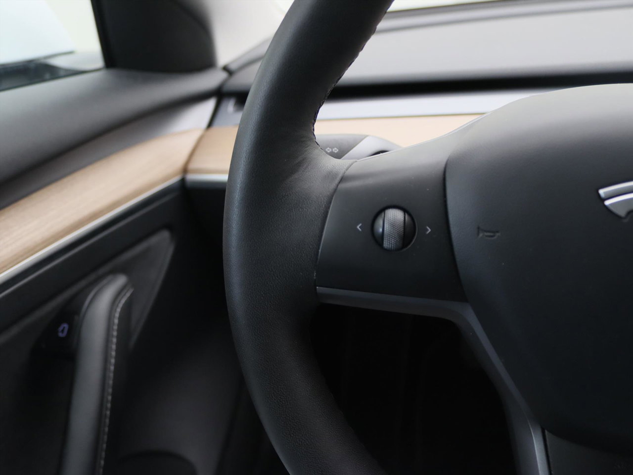 Tesla Model 3 Standard RWD Plus 92.6% SoH UPGRADE [ TREKHAAK+AMD RYZEN+LFP-ACCU+WARMTEPOMP+AUTOPILOT ] 20