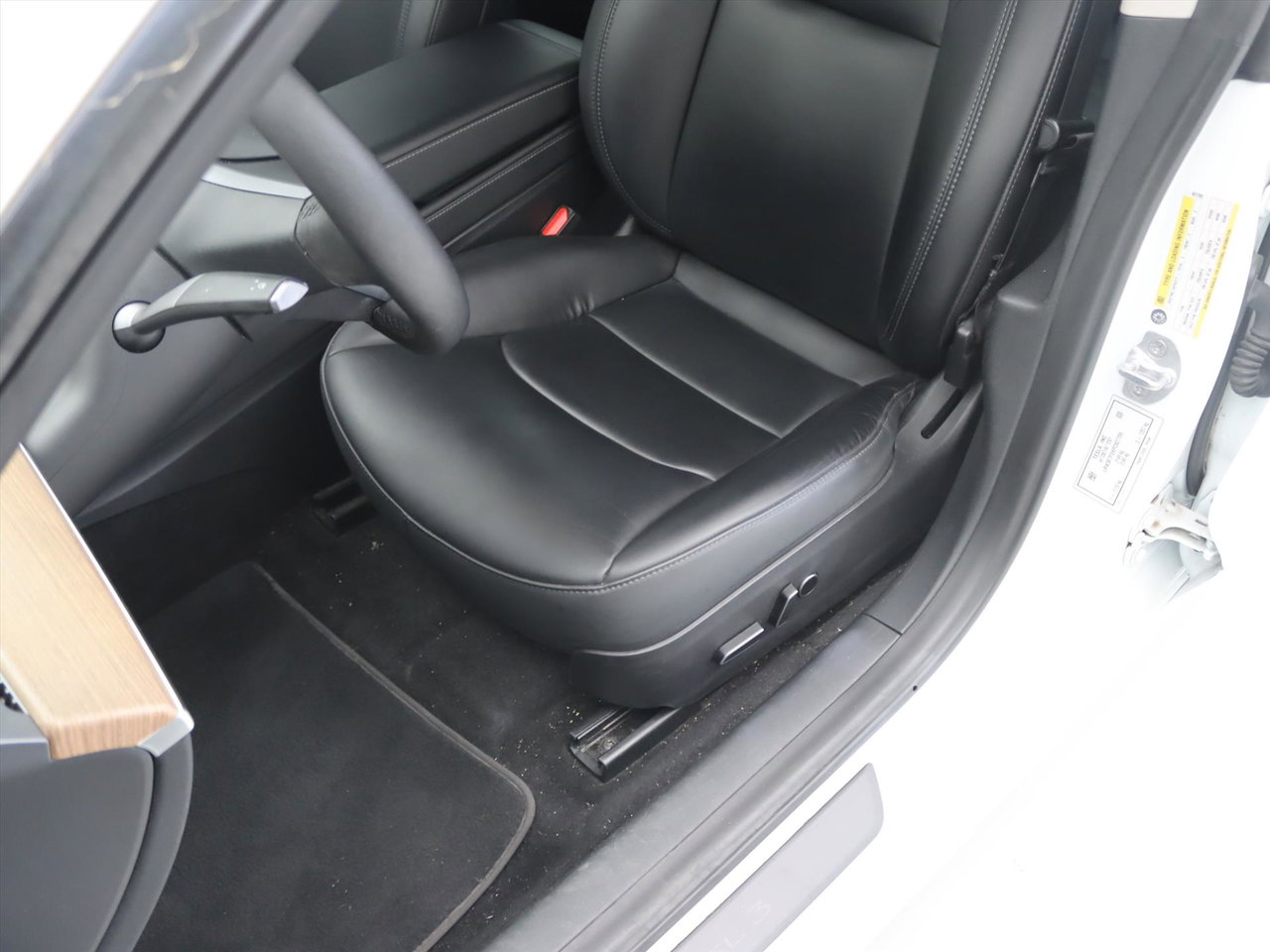 Tesla Model 3 Standard RWD Plus 92.6% SoH UPGRADE [ TREKHAAK+AMD RYZEN+LFP-ACCU+WARMTEPOMP+AUTOPILOT ] 17