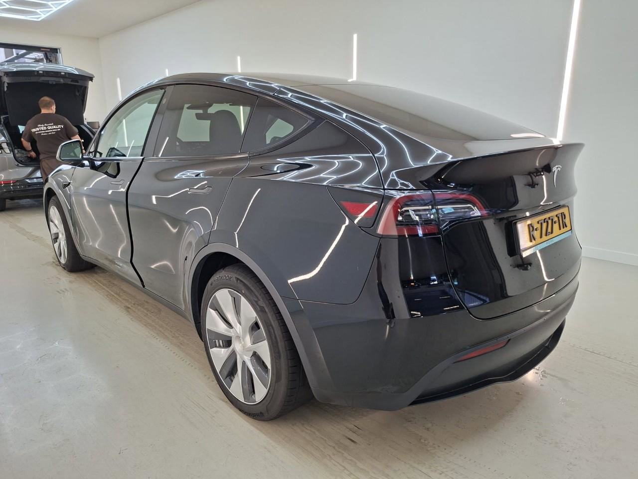 Tesla Model Y Standard RWD Plus 351pk 91.6% SoH [ AMD RYZEN+LFP ACCU+AUTOPILOT+19 INCH+PREMIUM AUDIO ] 6