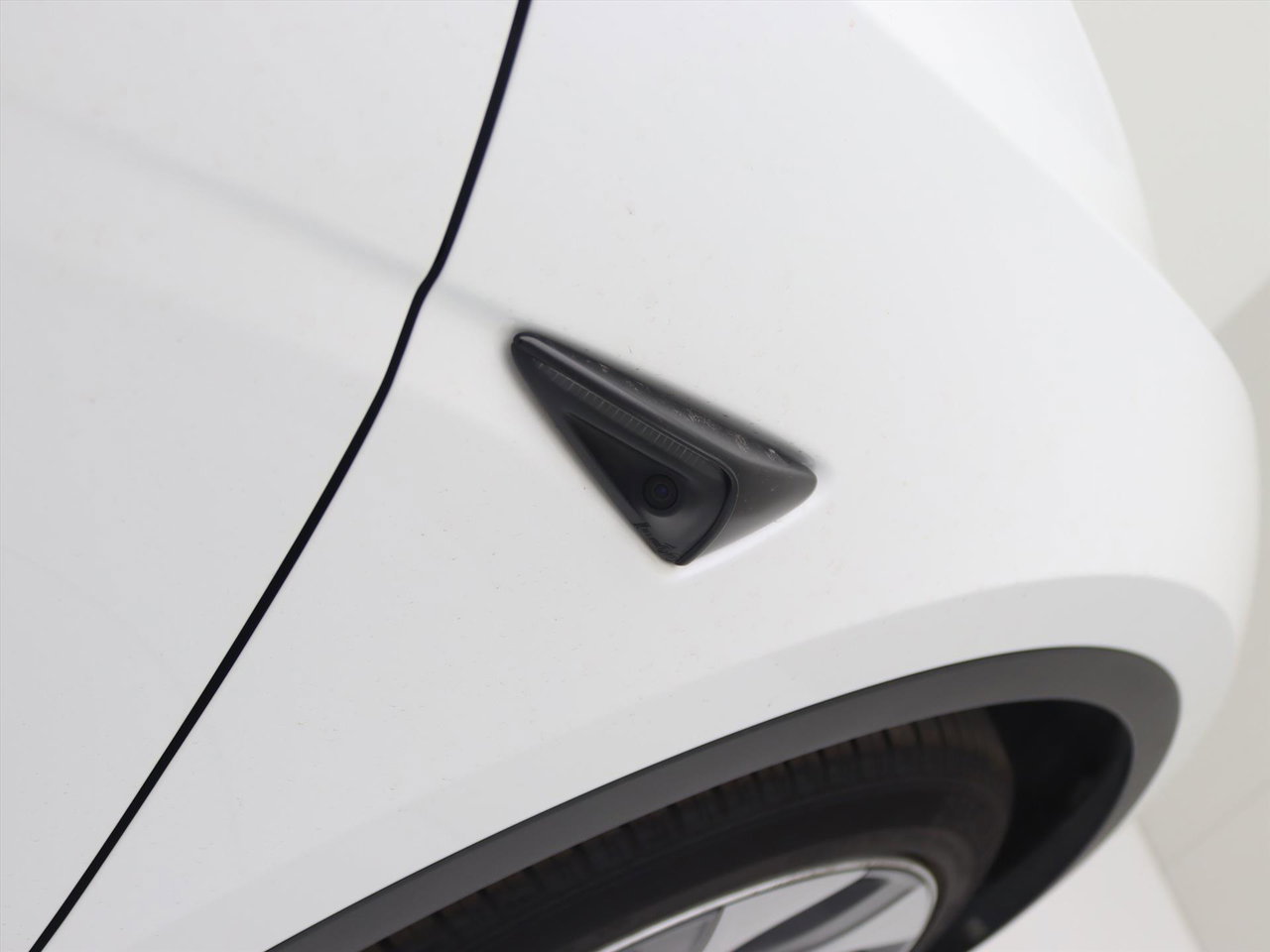 Tesla Model Y Long Range AWD 75kWh 351pk [ AMD RYZEN+AUTOPILOT+19 INCH+PREMIUM AUDIO ] 13