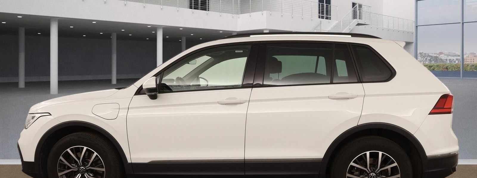 Volkswagen Tiguan Life 8