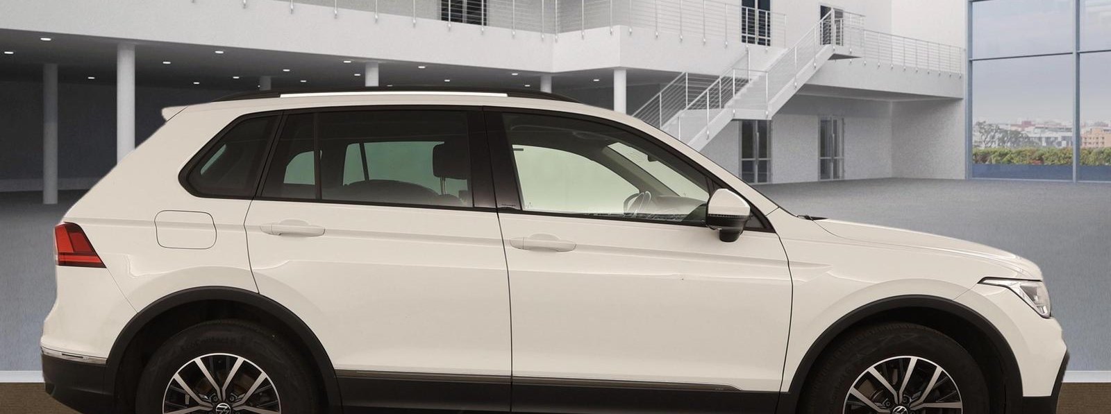 Volkswagen Tiguan Life 9