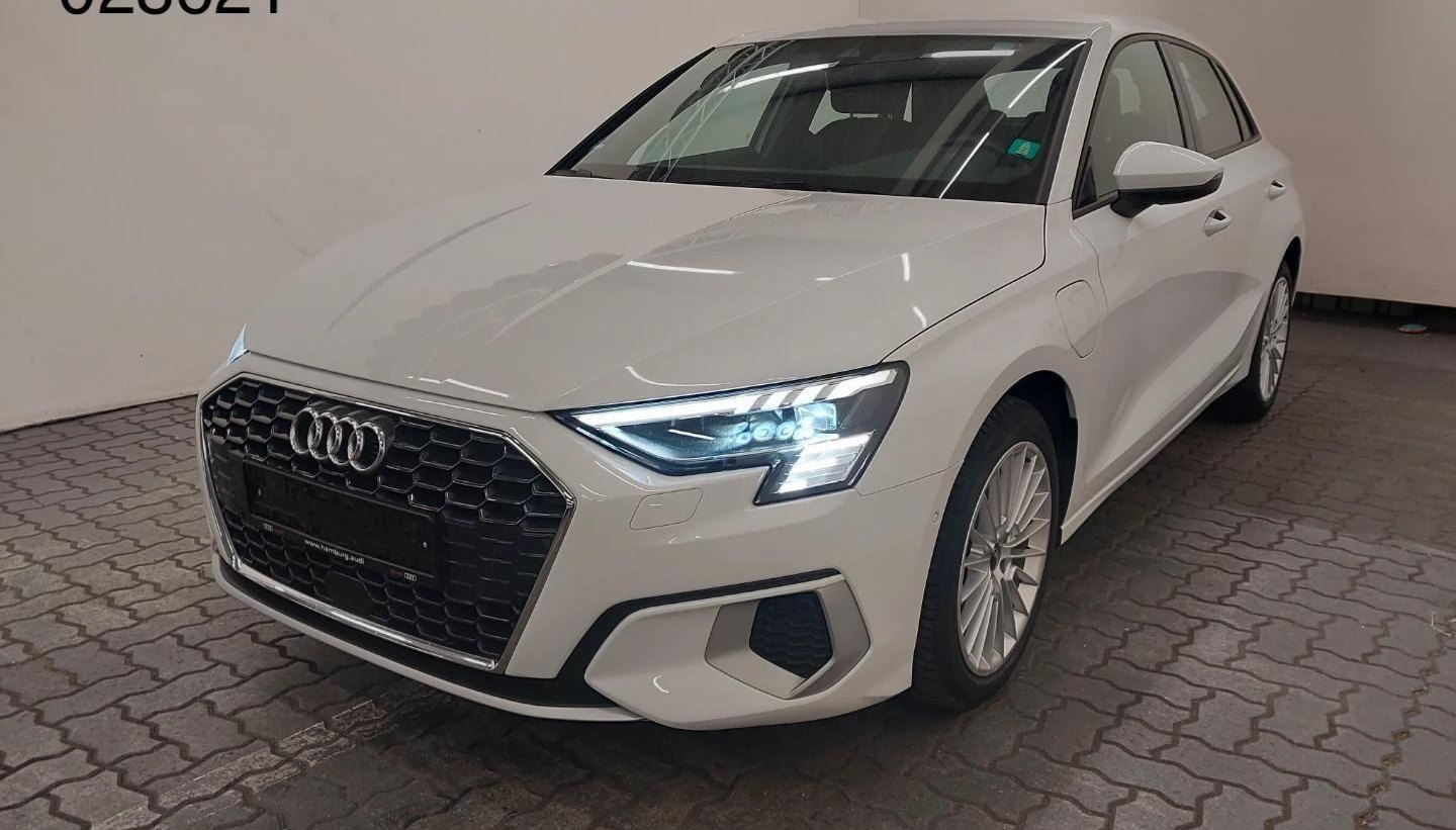 Audi A3 Sportback 40e MATRIX/ACC/KAMERA/B&O/AHK