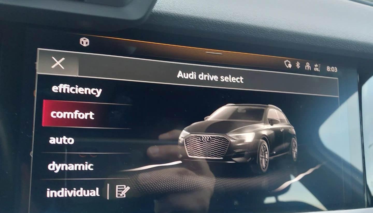 Audi A3 Sportback 40e MATRIX/ACC/KAMERA/B&O/AHK 10