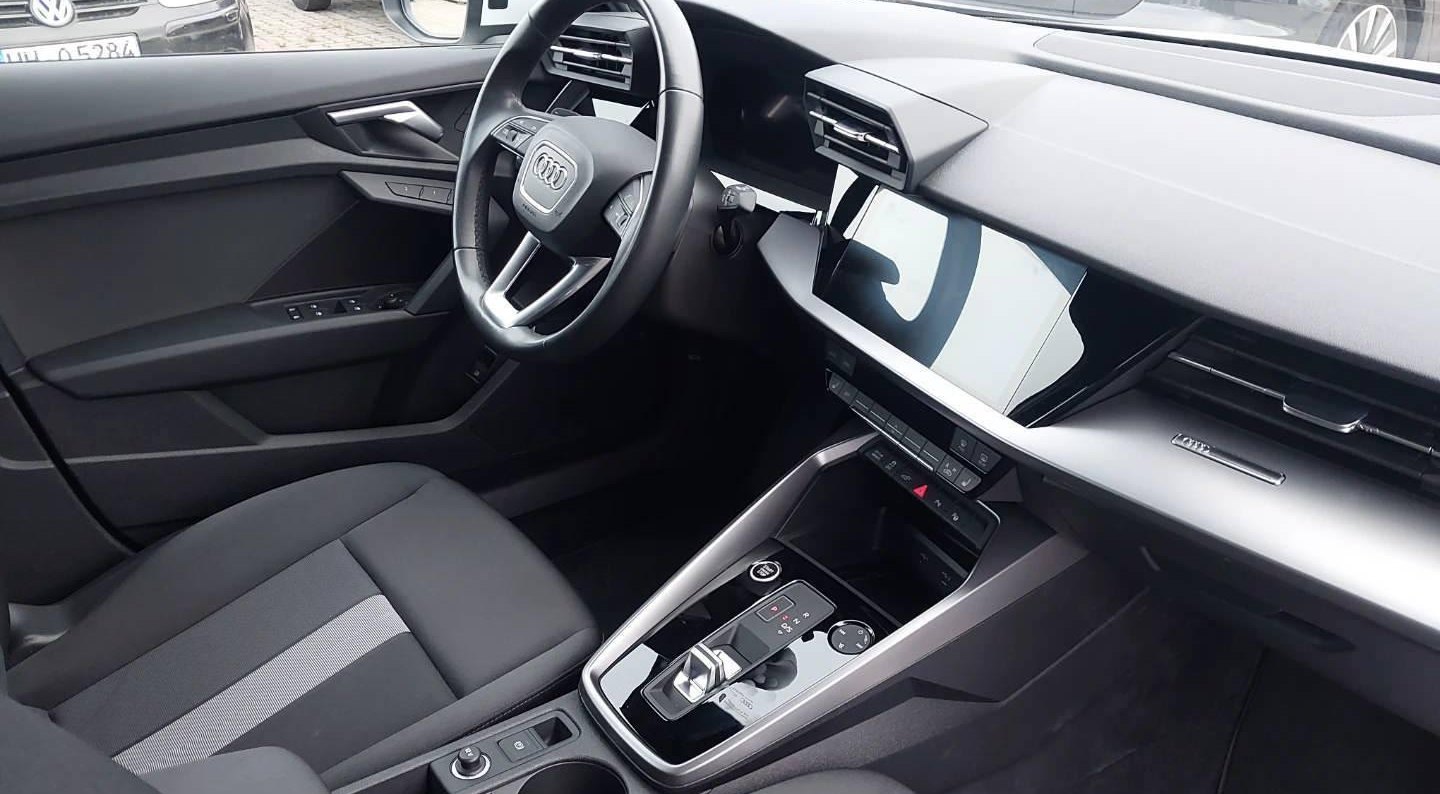 Audi A3 Sportback 40e MATRIX/ACC/KAMERA/B&O/AHK 6