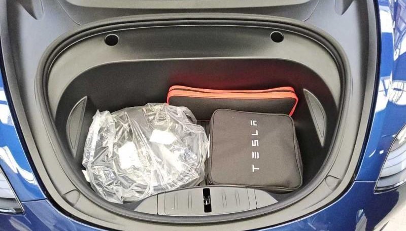 Tesla Model 3 Standard RWD 7