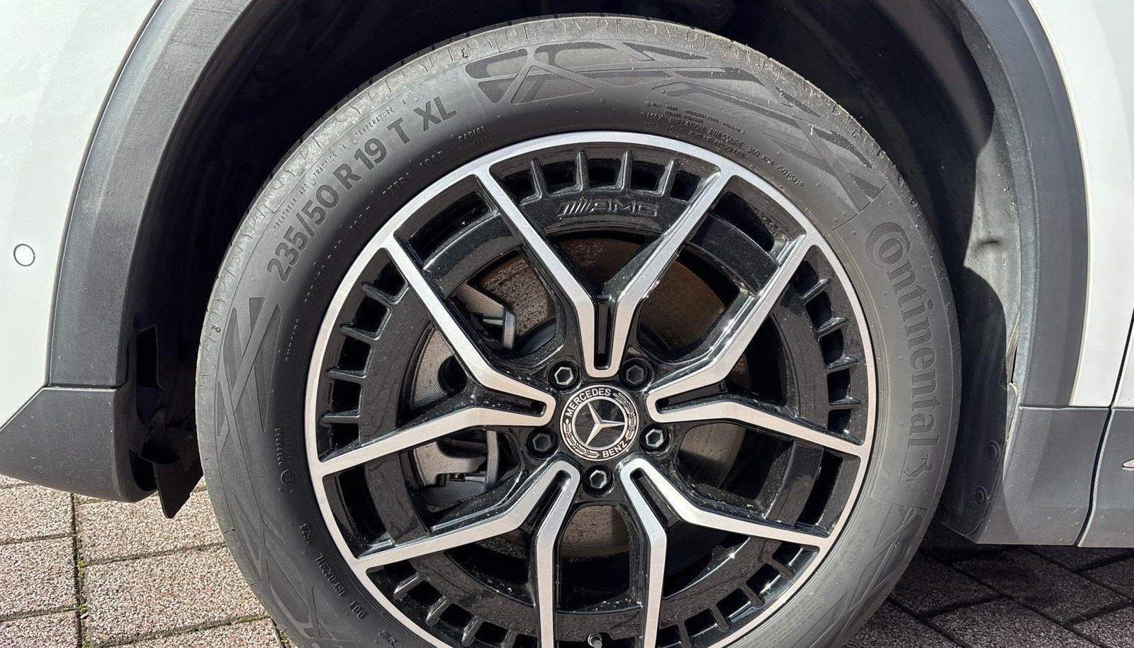 Mercedes-Benz EQA AMG Line 5