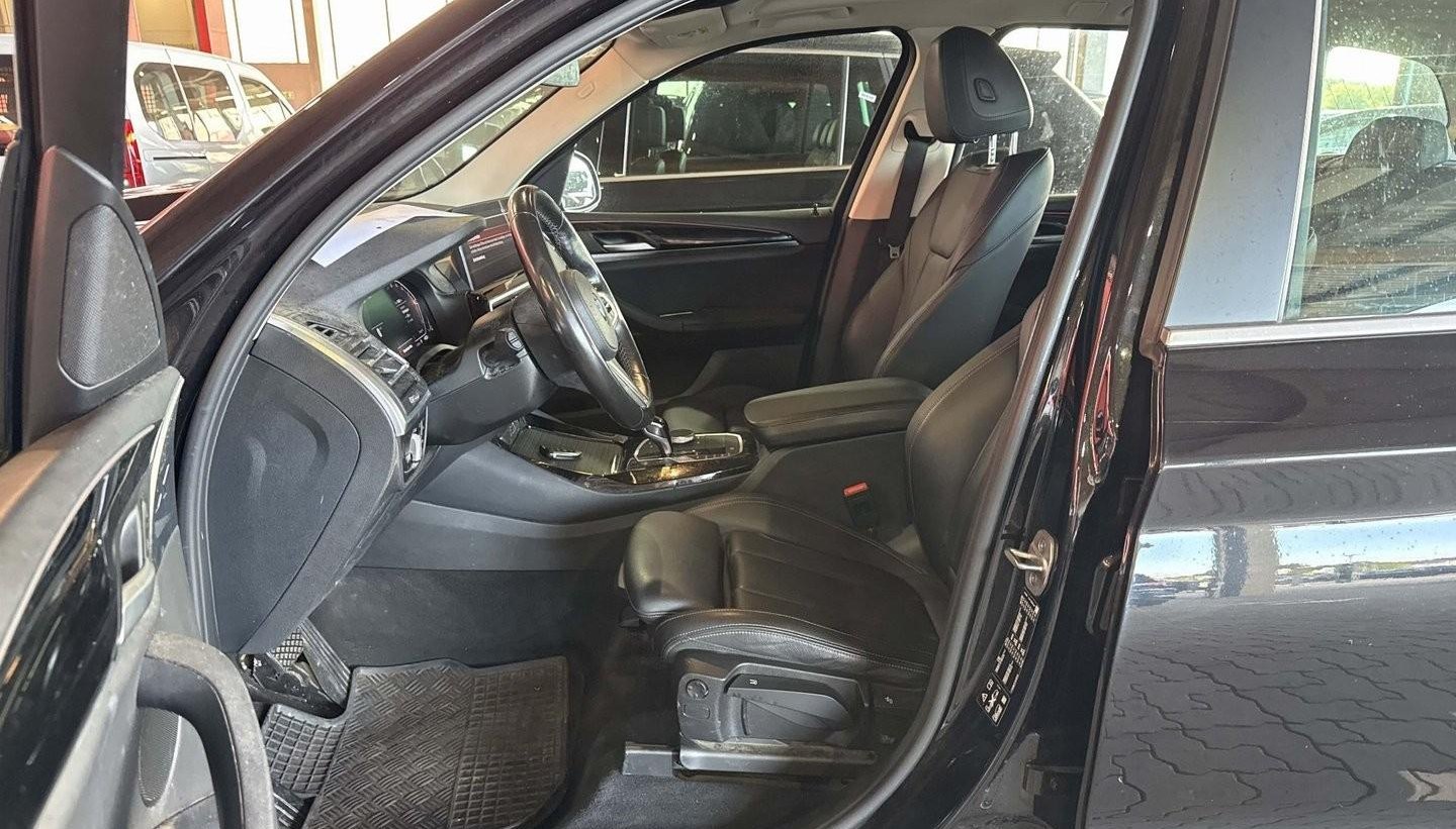 BMW X3 xDrive COCKP-PRO/LEDER/AKMERA/AHK 11