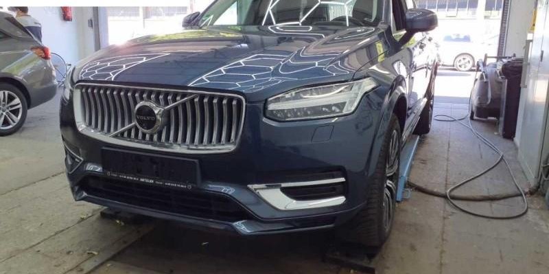 Volvo XC90 Ultimate Bright Recharge Plug-In Hybrid AWD