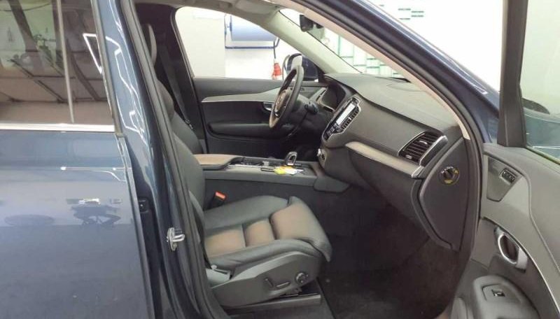 Volvo XC90 Ultimate Bright Recharge Plug-In Hybrid AWD 6