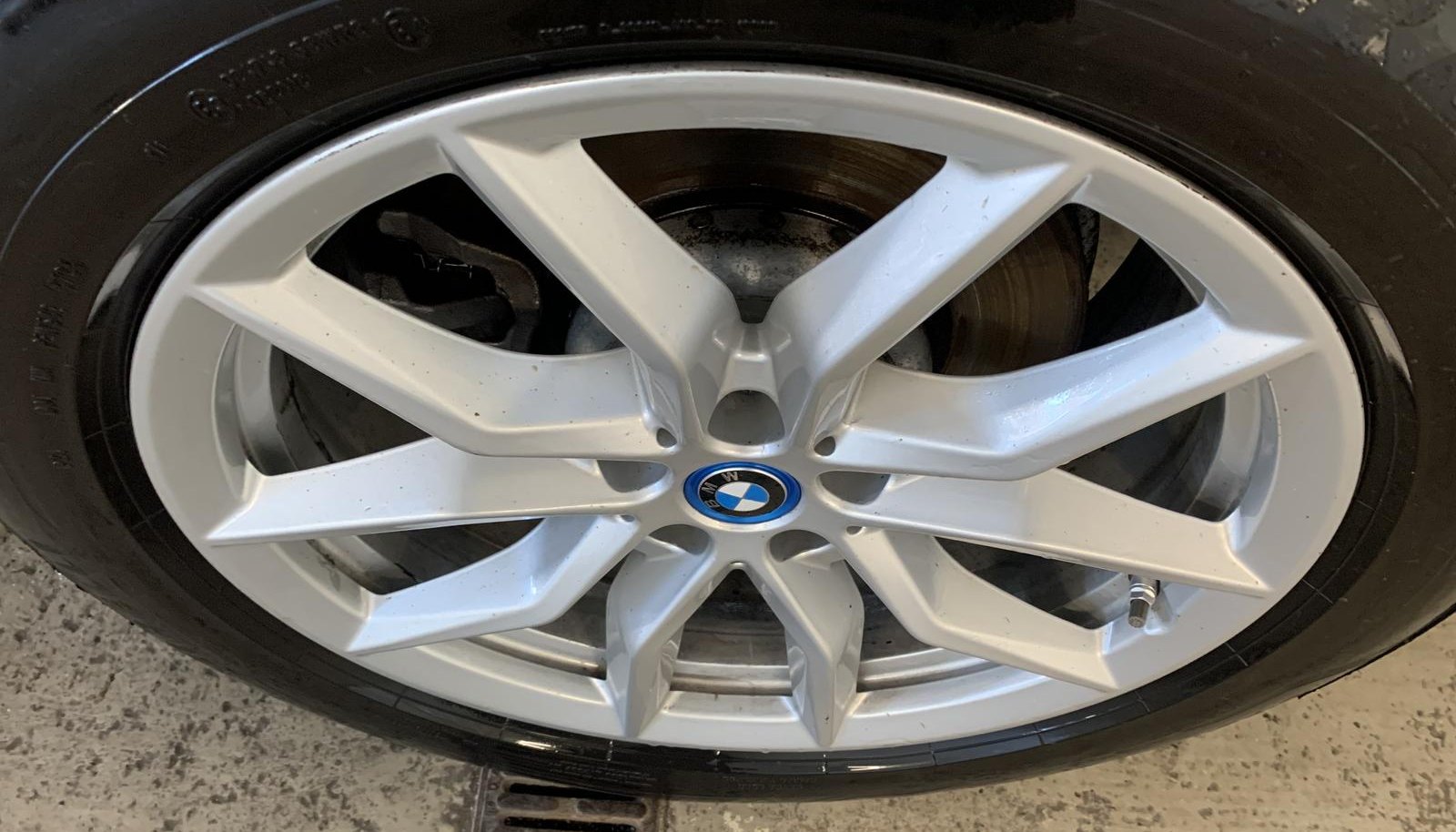 BMW X5 xDrive 45 e 11