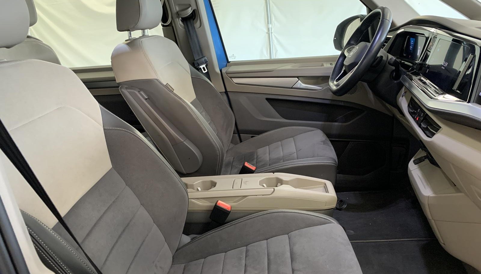 Volkswagen Multivan Life 3