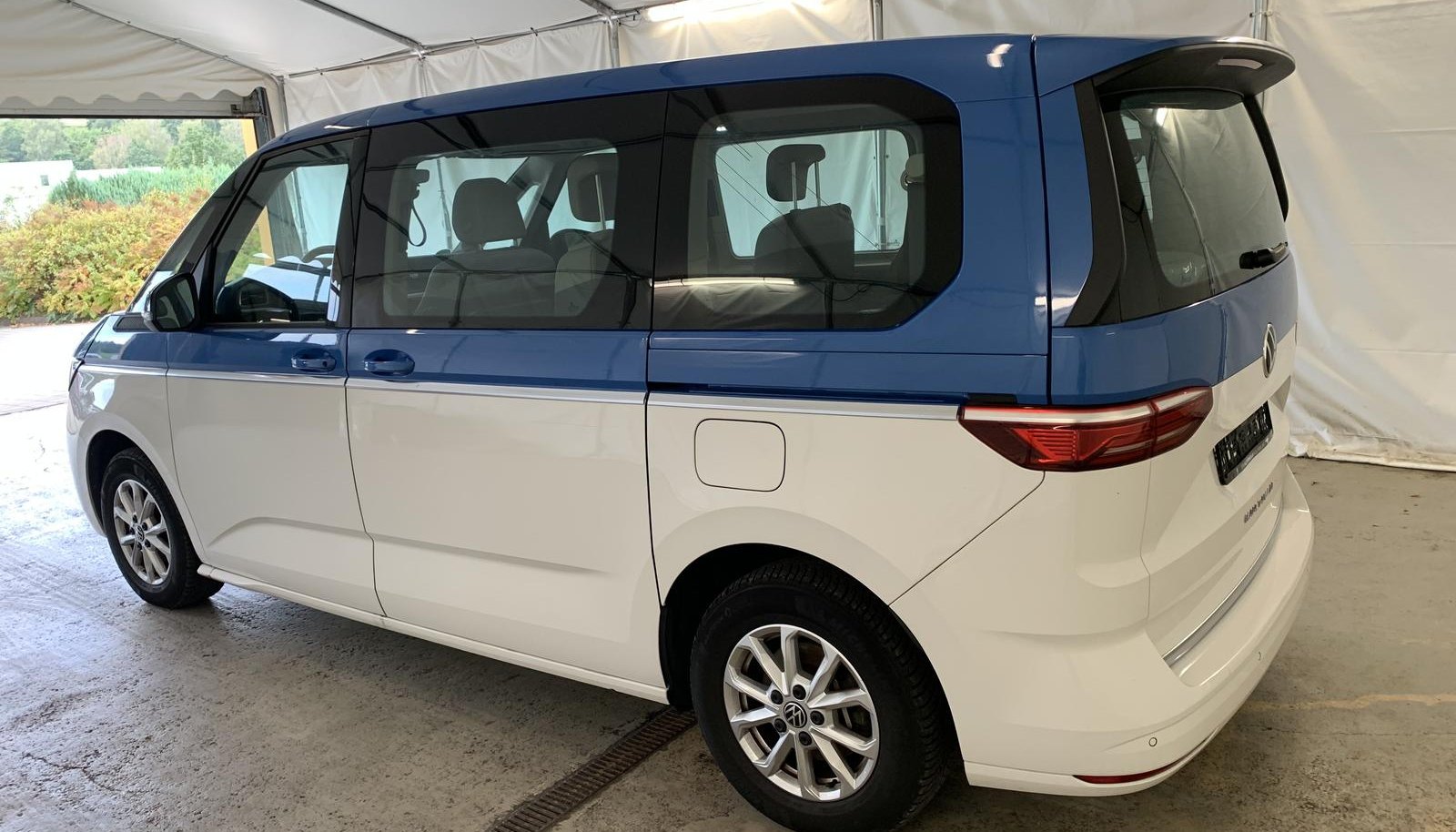 Volkswagen Multivan Life 8