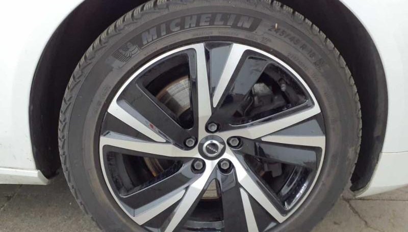 Volvo V90 Core Recharge PHEV AWD 5