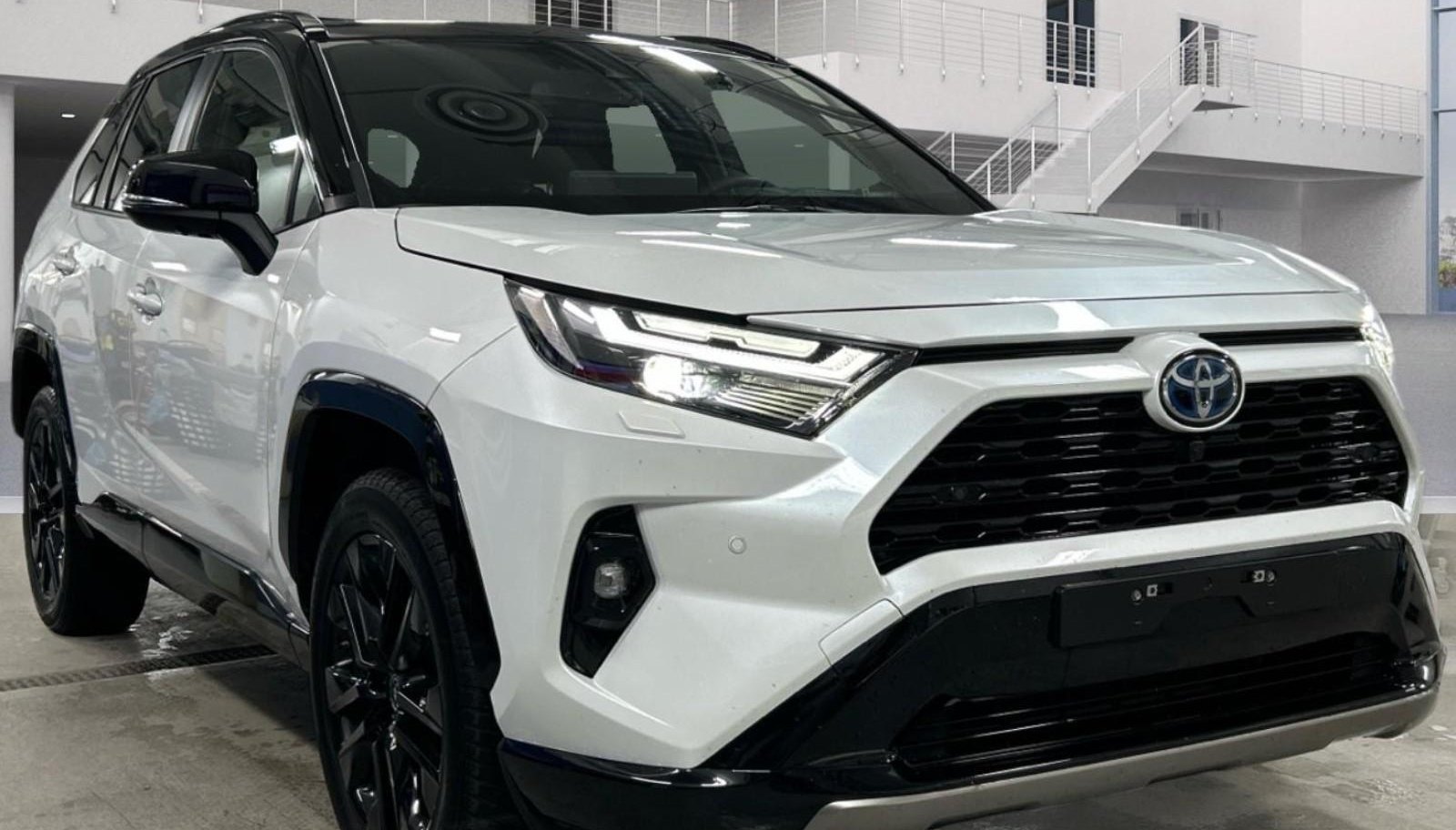 Toyota RAV Style 2