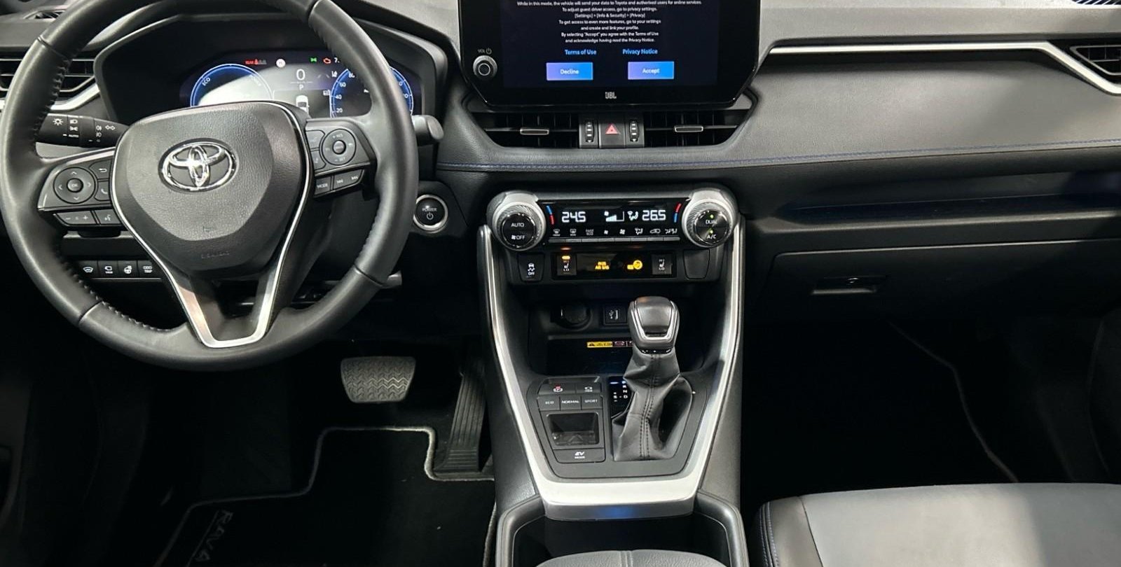 Toyota RAV Style 7