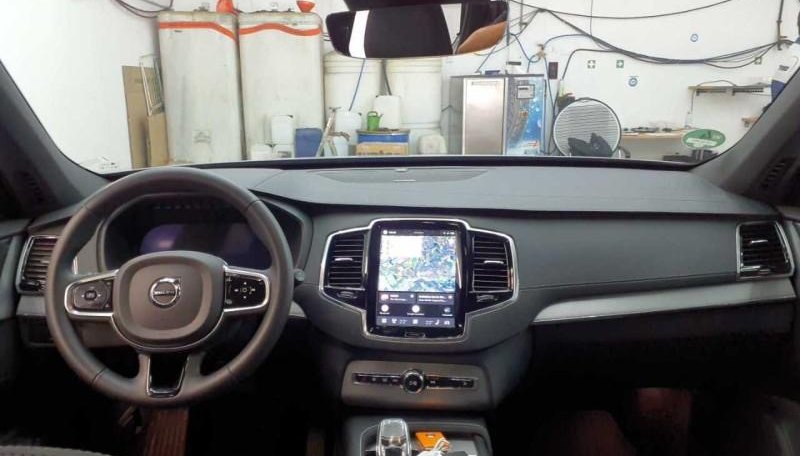 Volvo XC90 Plus Bright Recharge Plug-In Hybrid AWD 2