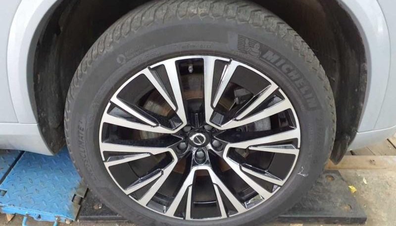 Volvo XC90 Plus Bright Recharge Plug-In Hybrid AWD 3