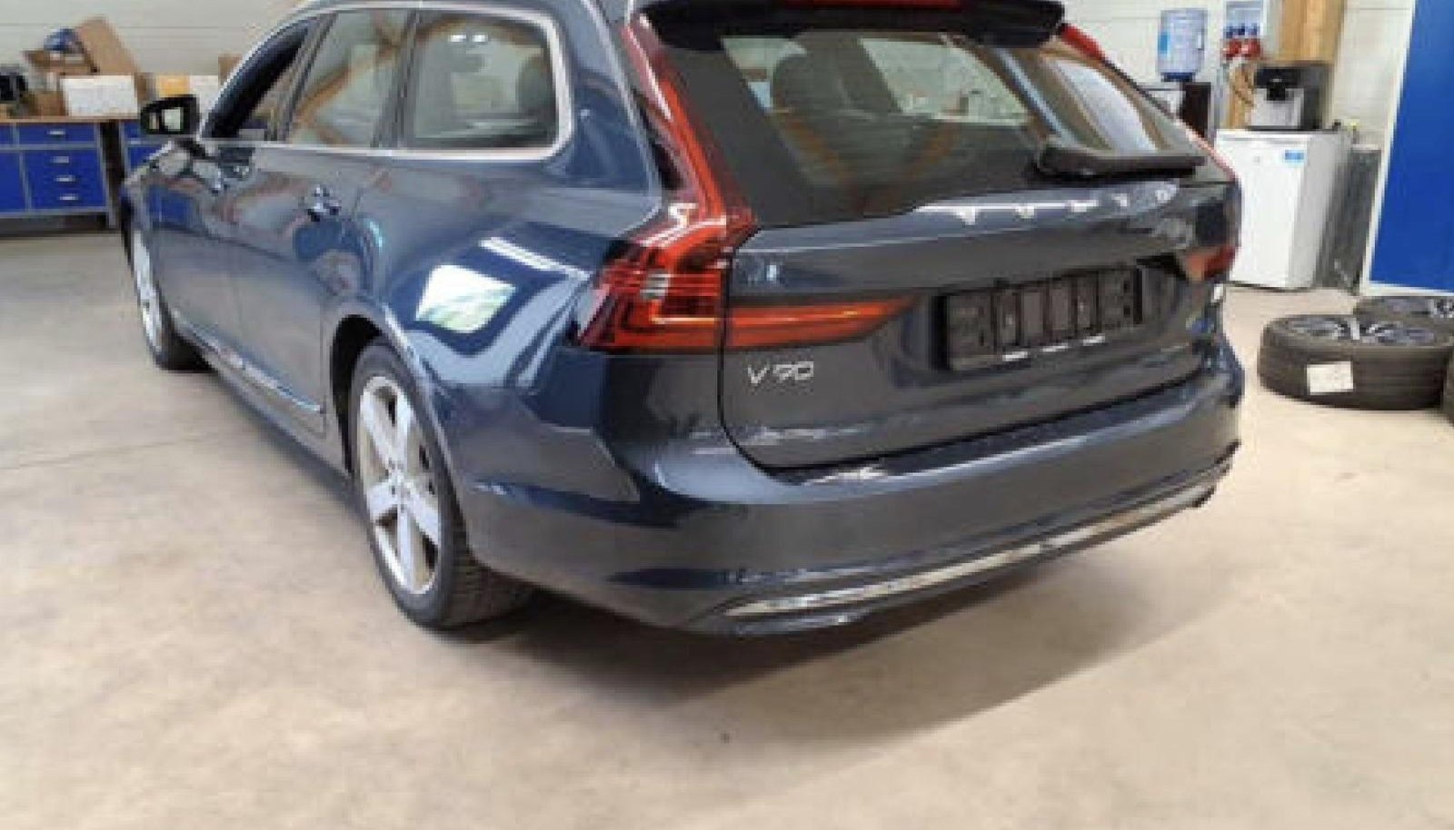 Volvo V90 Inscription Expression PlugIn AWD 3
