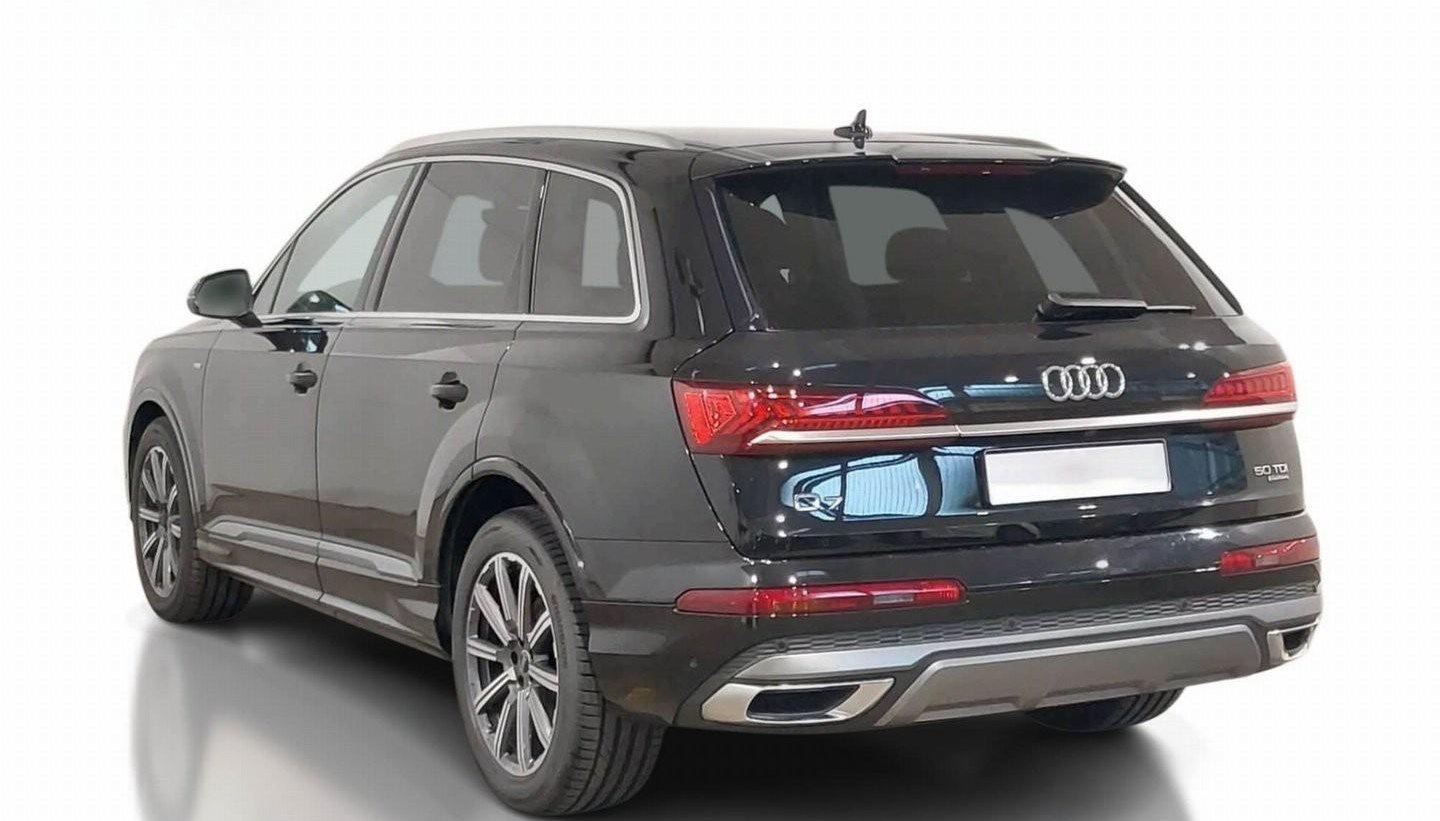 Audi Q7 S-Line 4