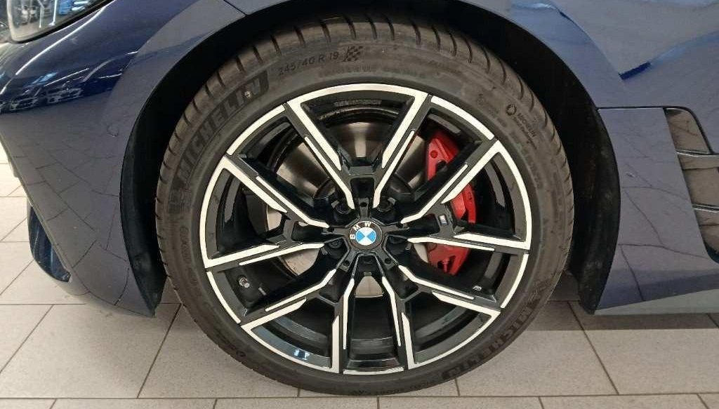 BMW 4 M Sport Pro 3