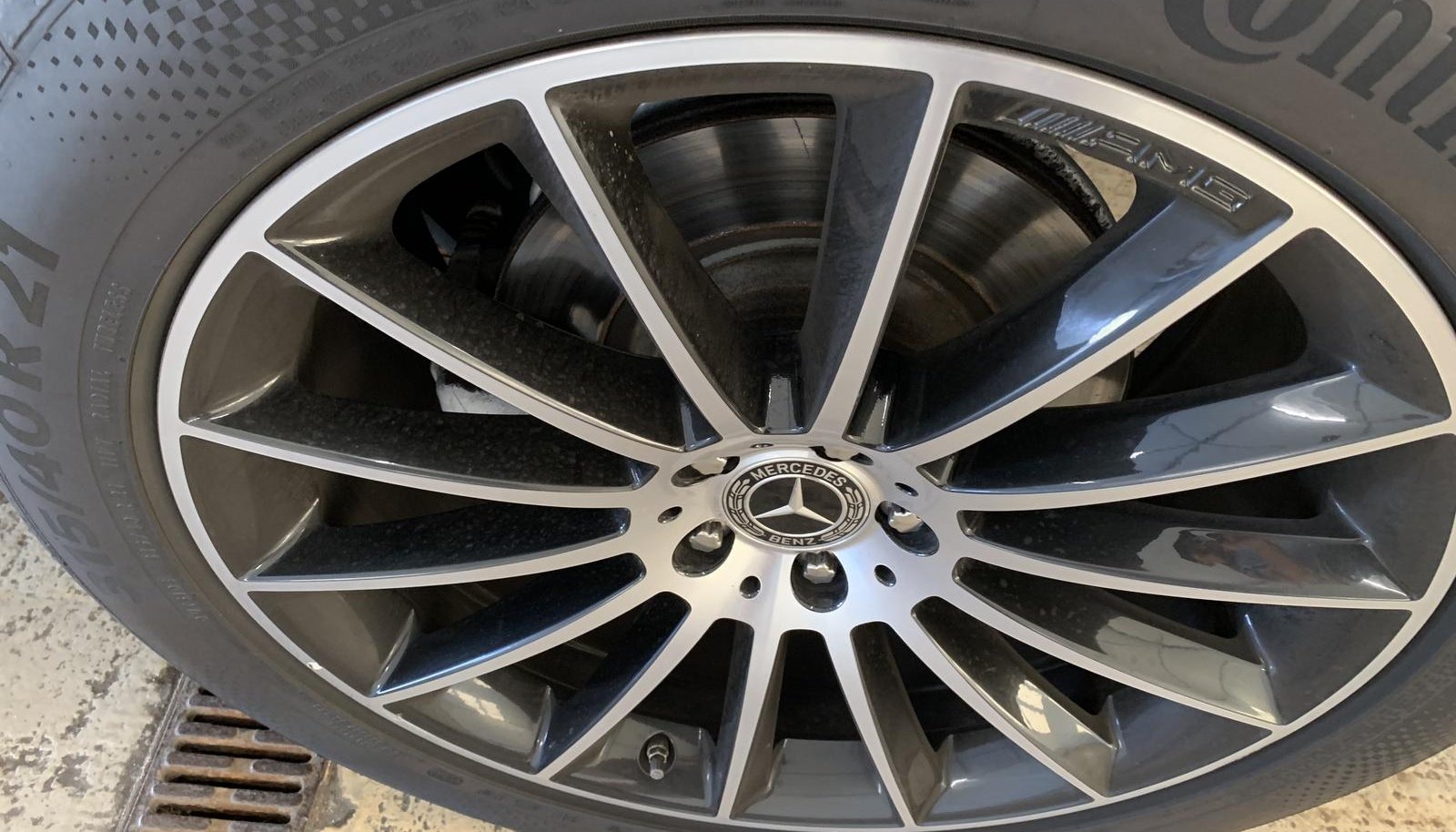 Mercedes-Benz GLE AMG Line 11