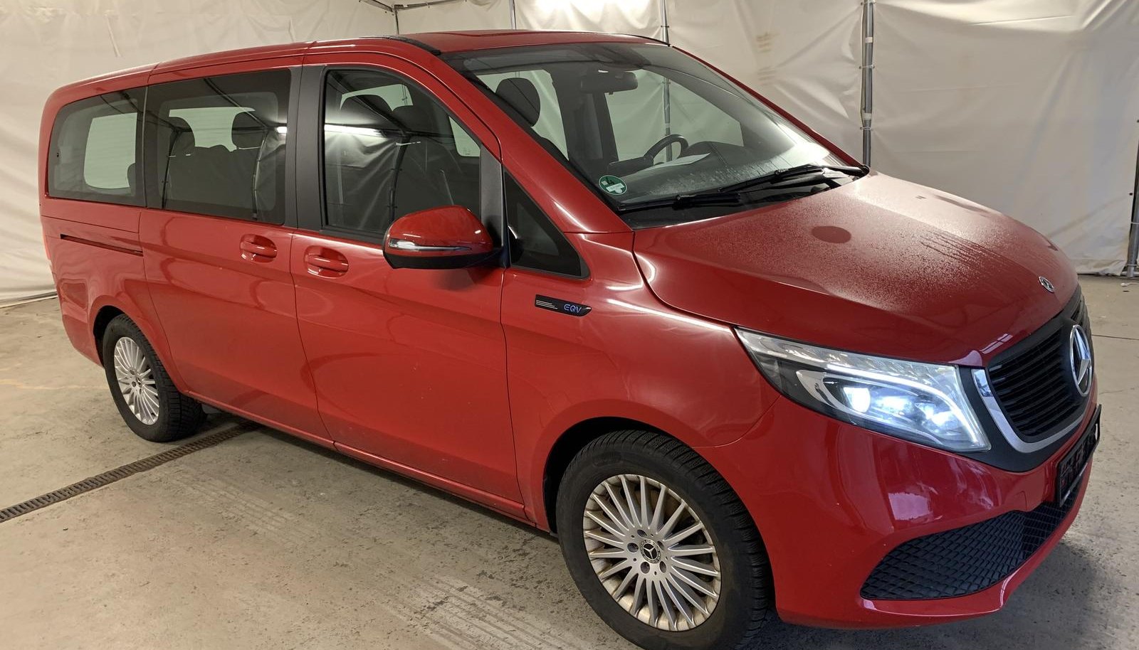 Mercedes-Benz EQV 300 lang 2