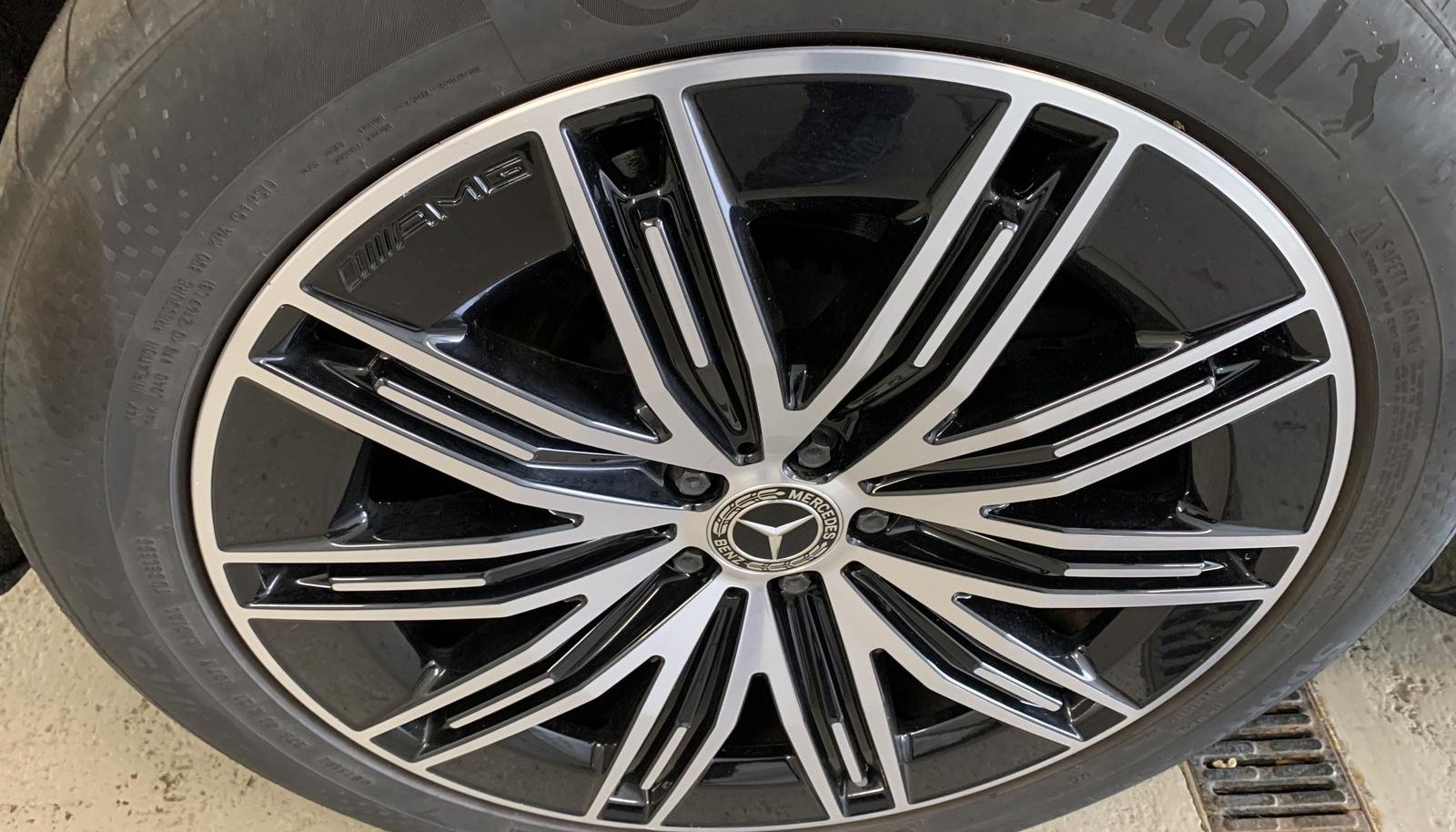 Mercedes-Benz EQS AMG Line 6