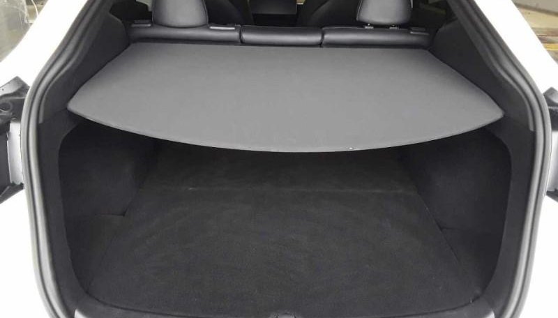 Tesla Model Y Performance Dual AWD 9