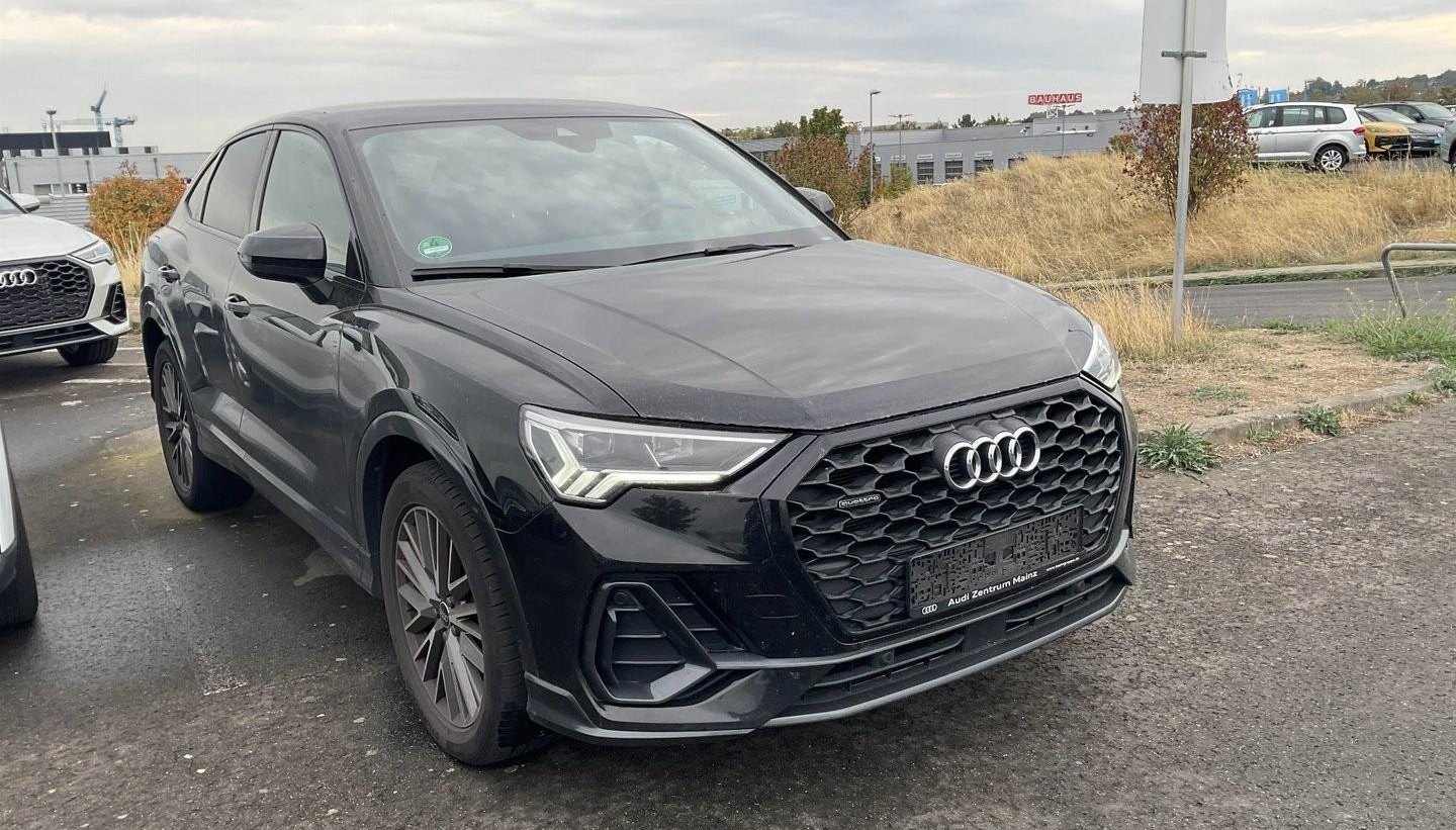 Audi Q3 quattro Sport BLACK/ACC+/LED+/KAM 4