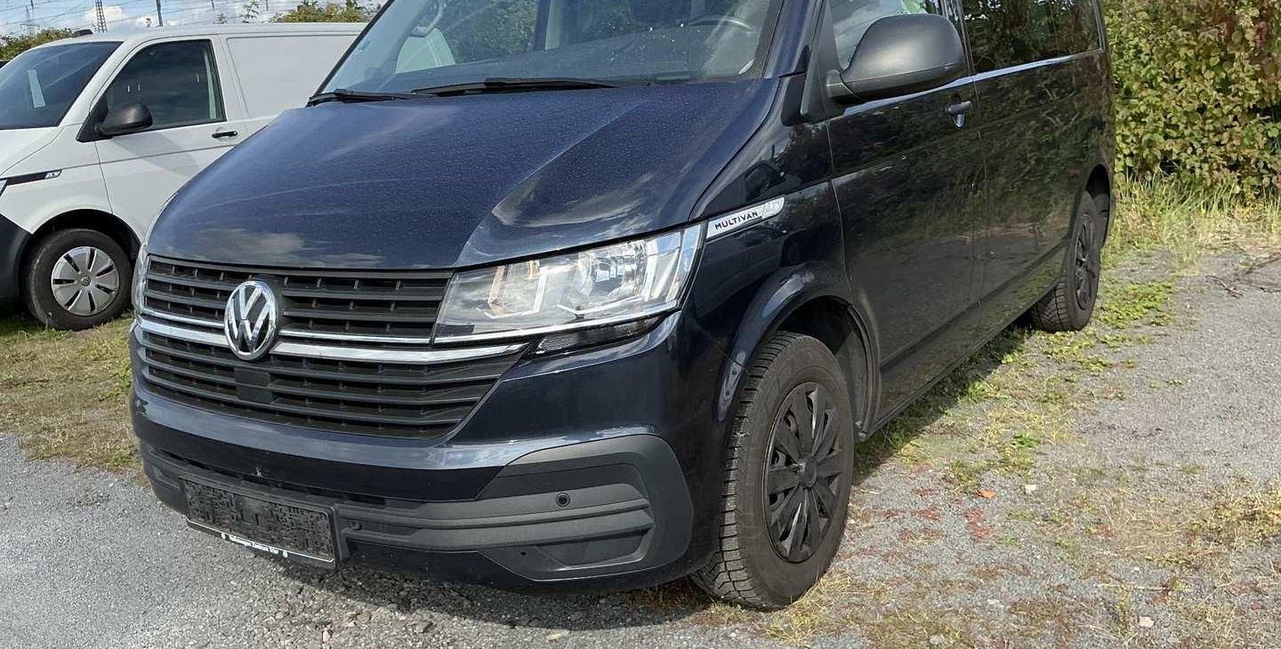 Volkswagen Multivan T6.1 Multivan 7-Sitze NAVI/ACC/KAM/AHK/STANDHZ