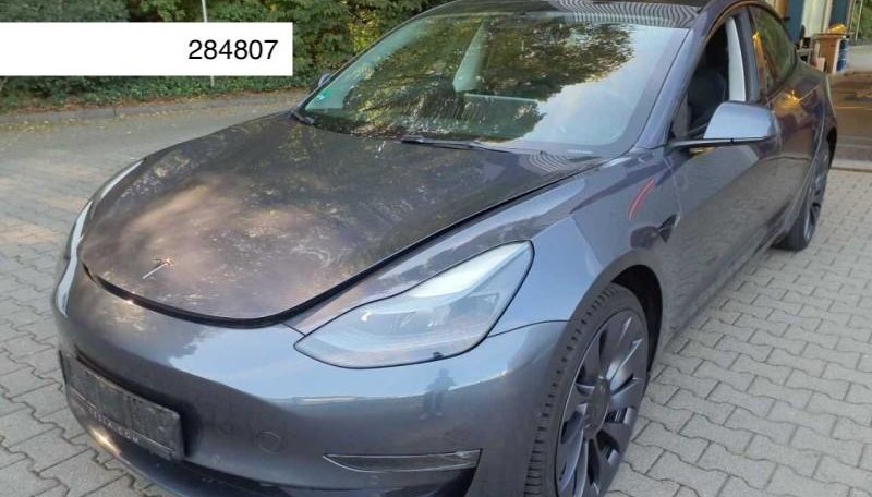Tesla Model 3 Performance Dual AWD