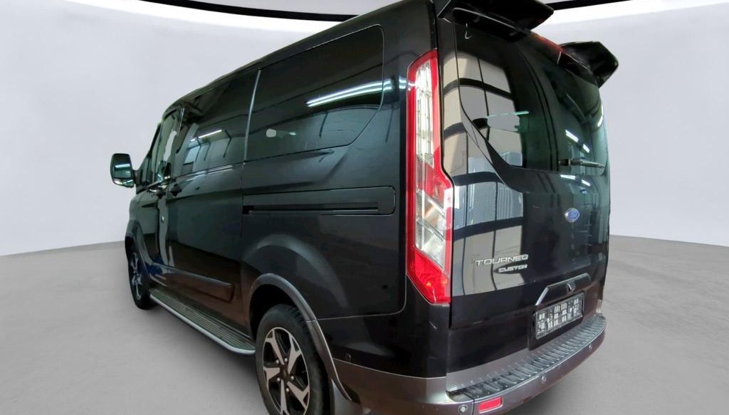 Ford Tourneo Custom 320 L1 Tourneo Active 8