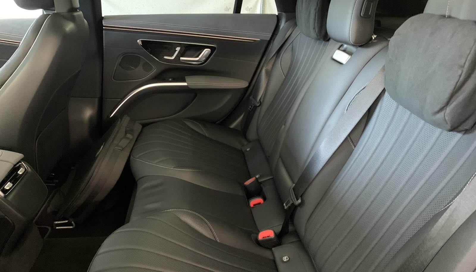 Mercedes-Benz EQS AMG Line 10