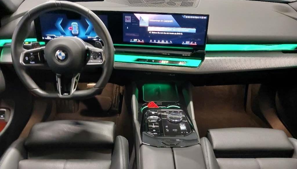 BMW 5 M Sport Pro 8