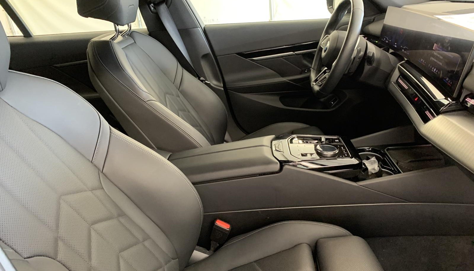 BMW 5 M Sport 3