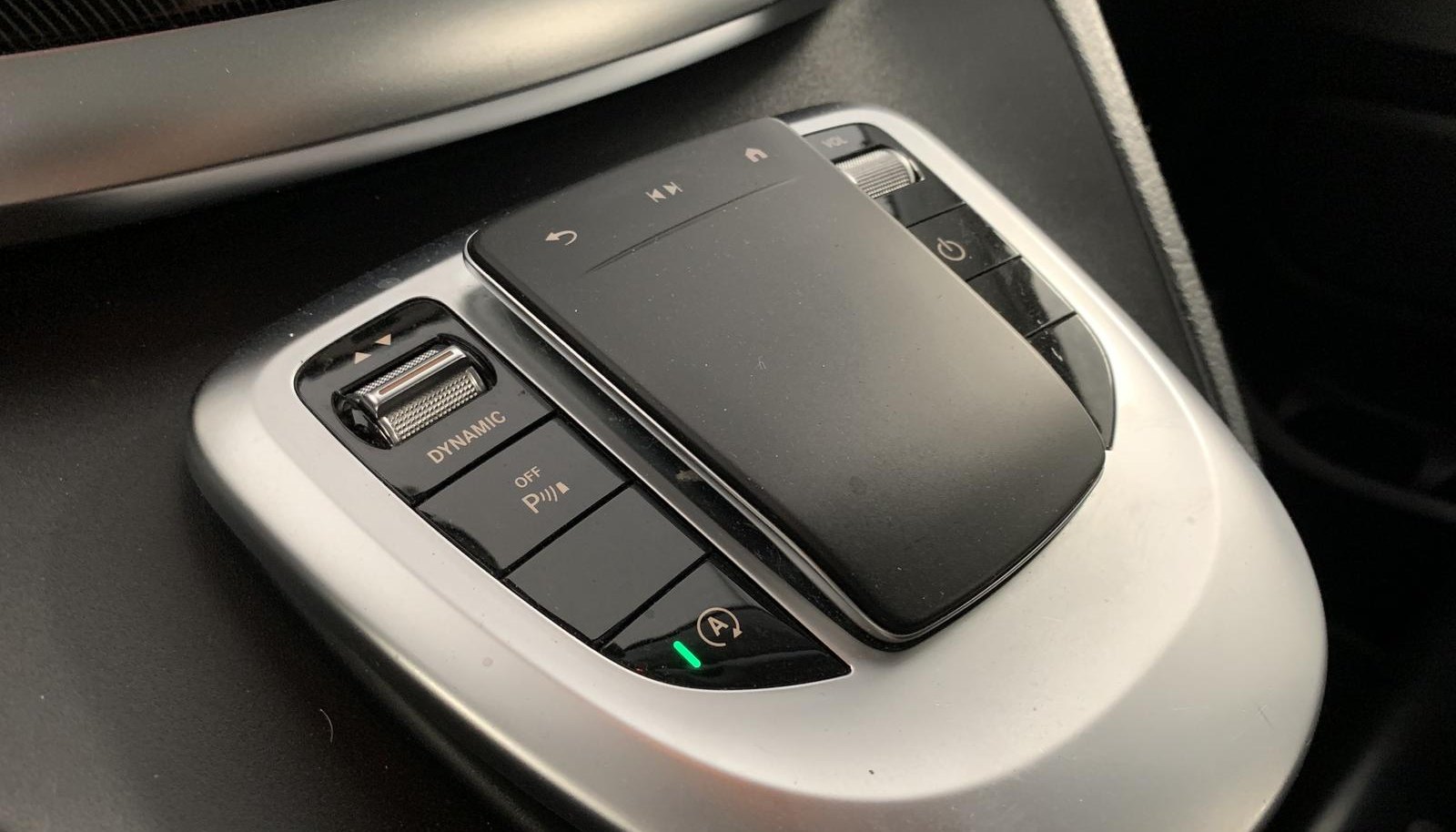 Mercedes-Benz V RISE Lang 11