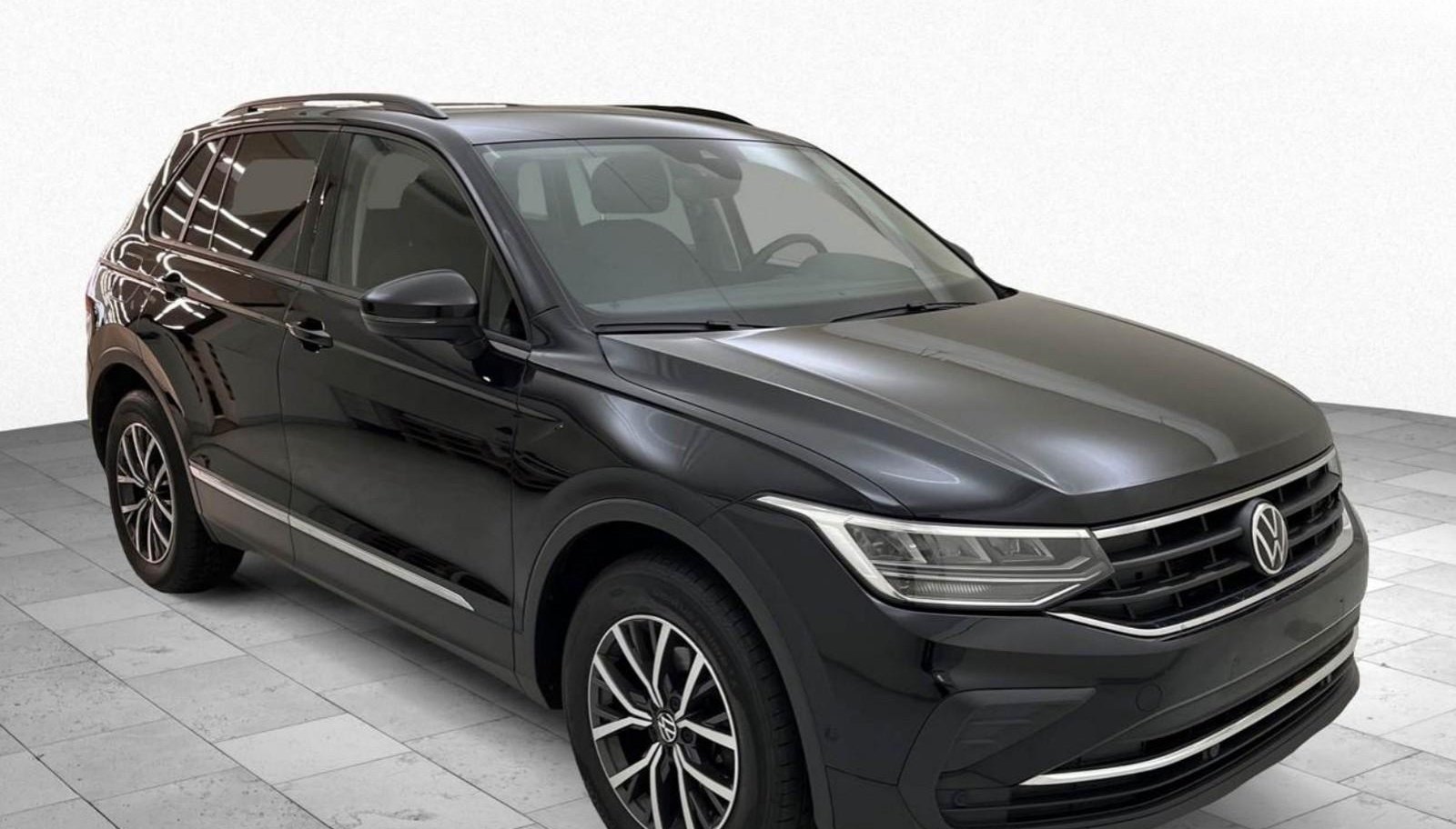 Volkswagen Tiguan Life 2