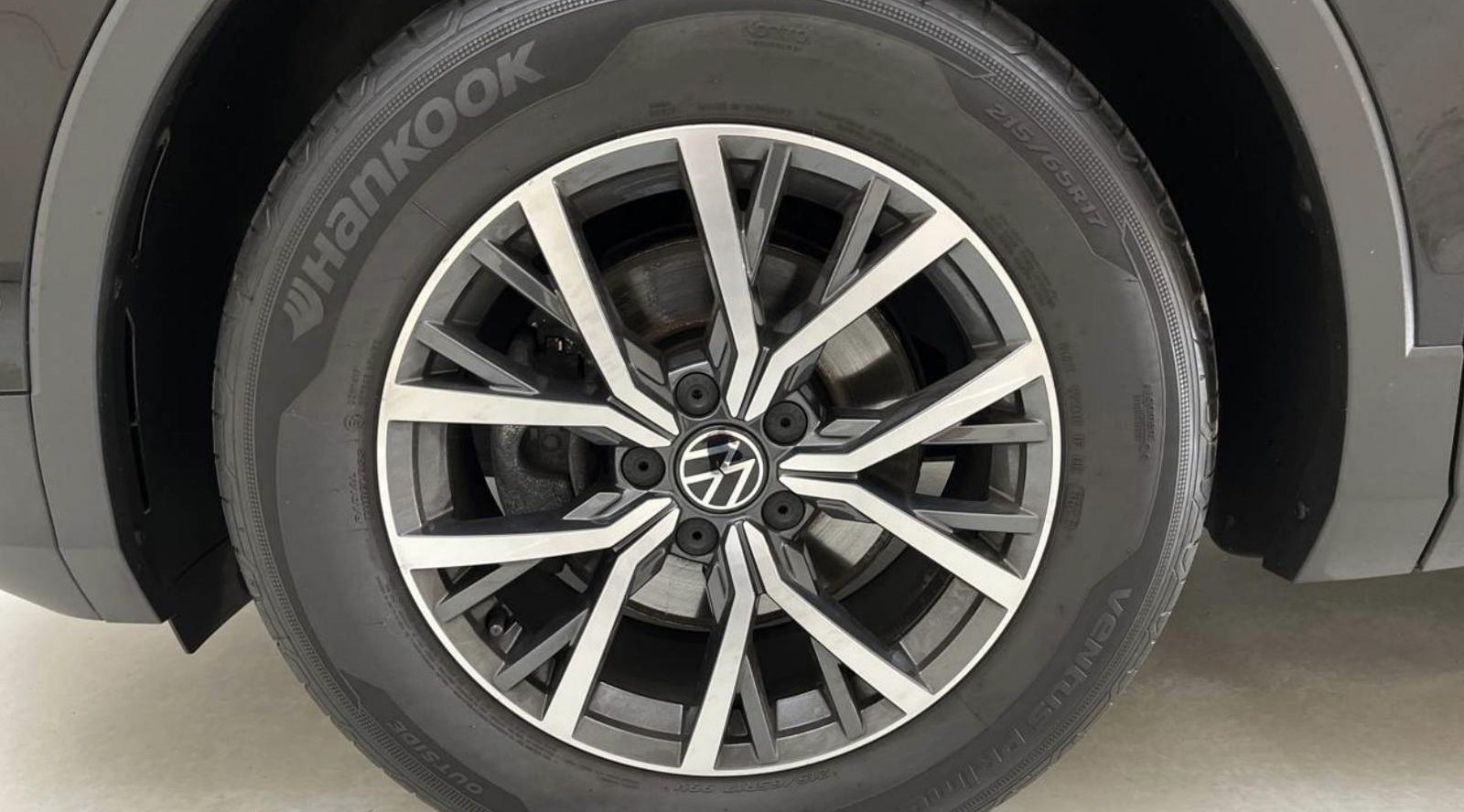 Volkswagen Tiguan Life 5