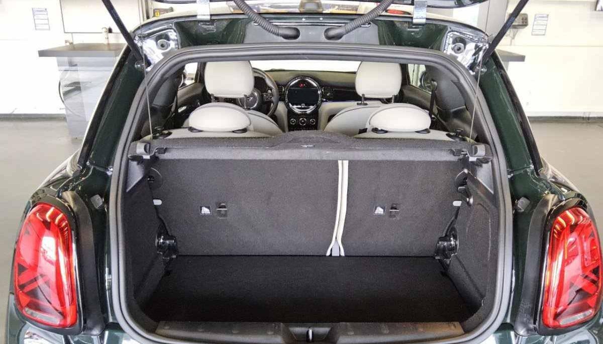 Mini John John Cooper Works Classic Trim 4