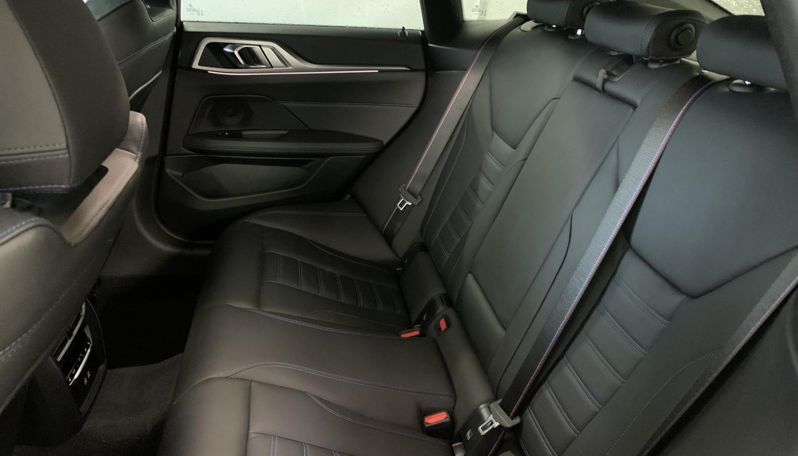 BMW 4 M Sport Pro 11
