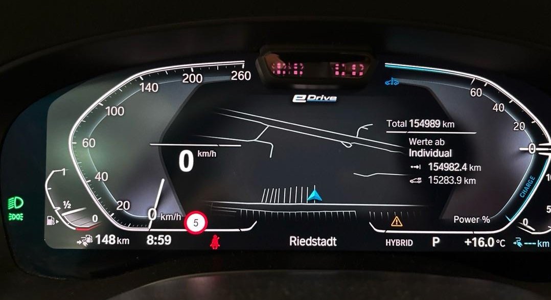BMW 5 e LASER/DRIVING PRO/HEAD-UP/360°KAM/COCKP-PR 10
