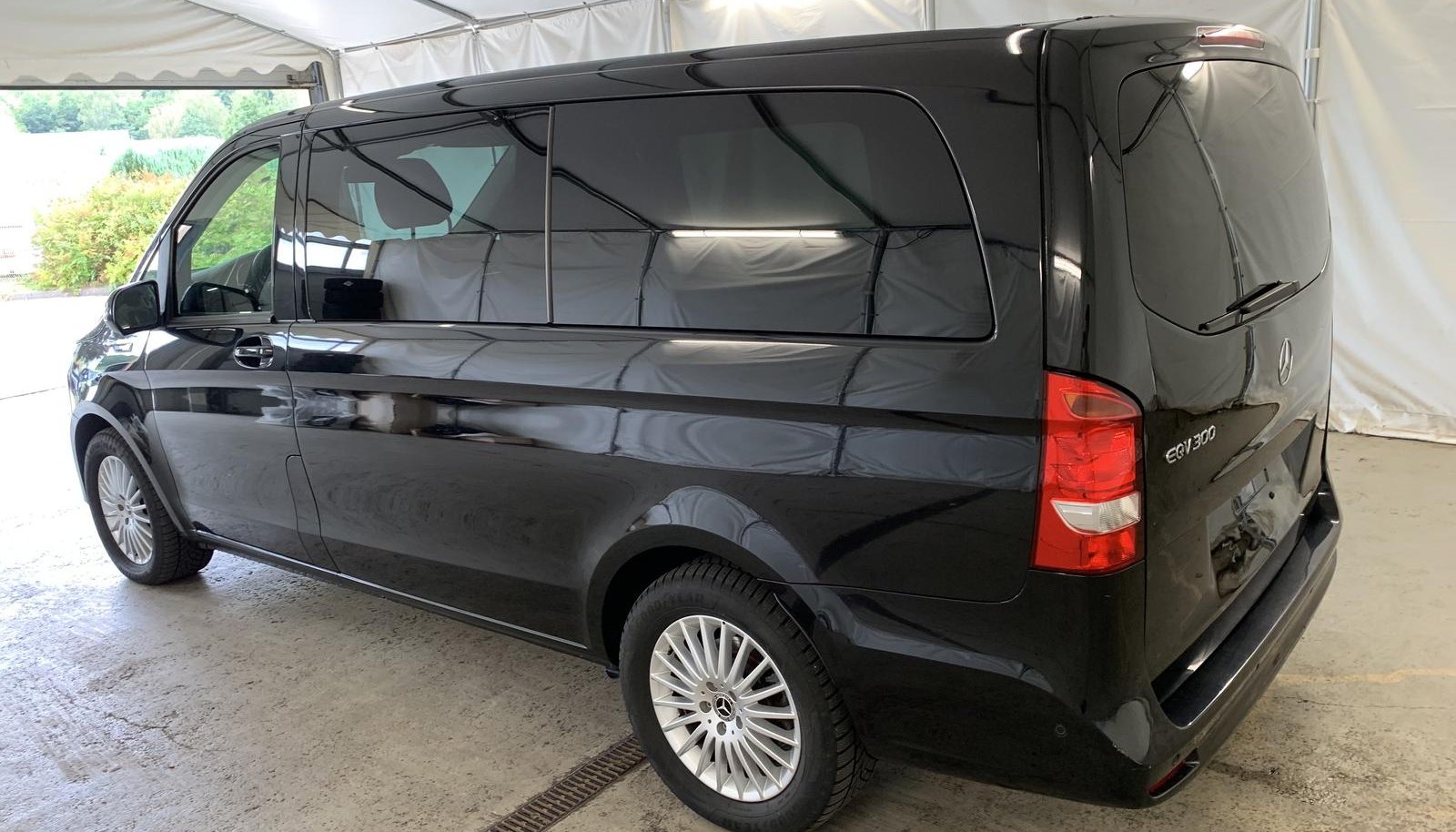 Mercedes-Benz EQV 300 Lang 8