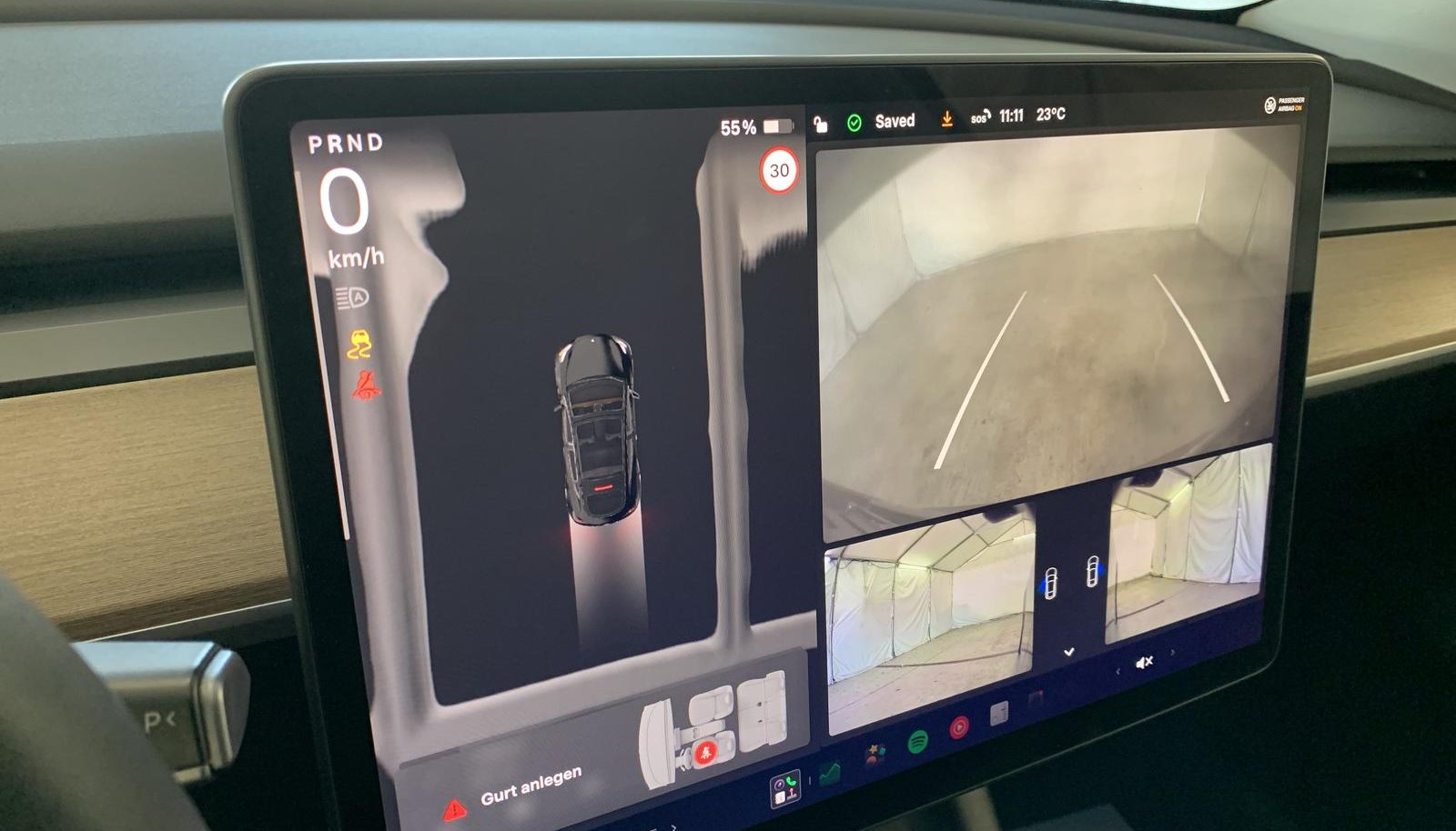 Tesla Model Y Long Range Dual AWD 11