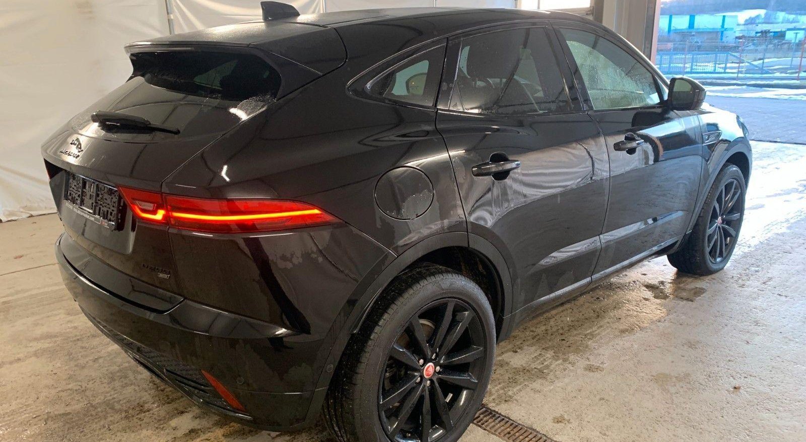Jaguar E-Pace R-Dynamic S AWD 6