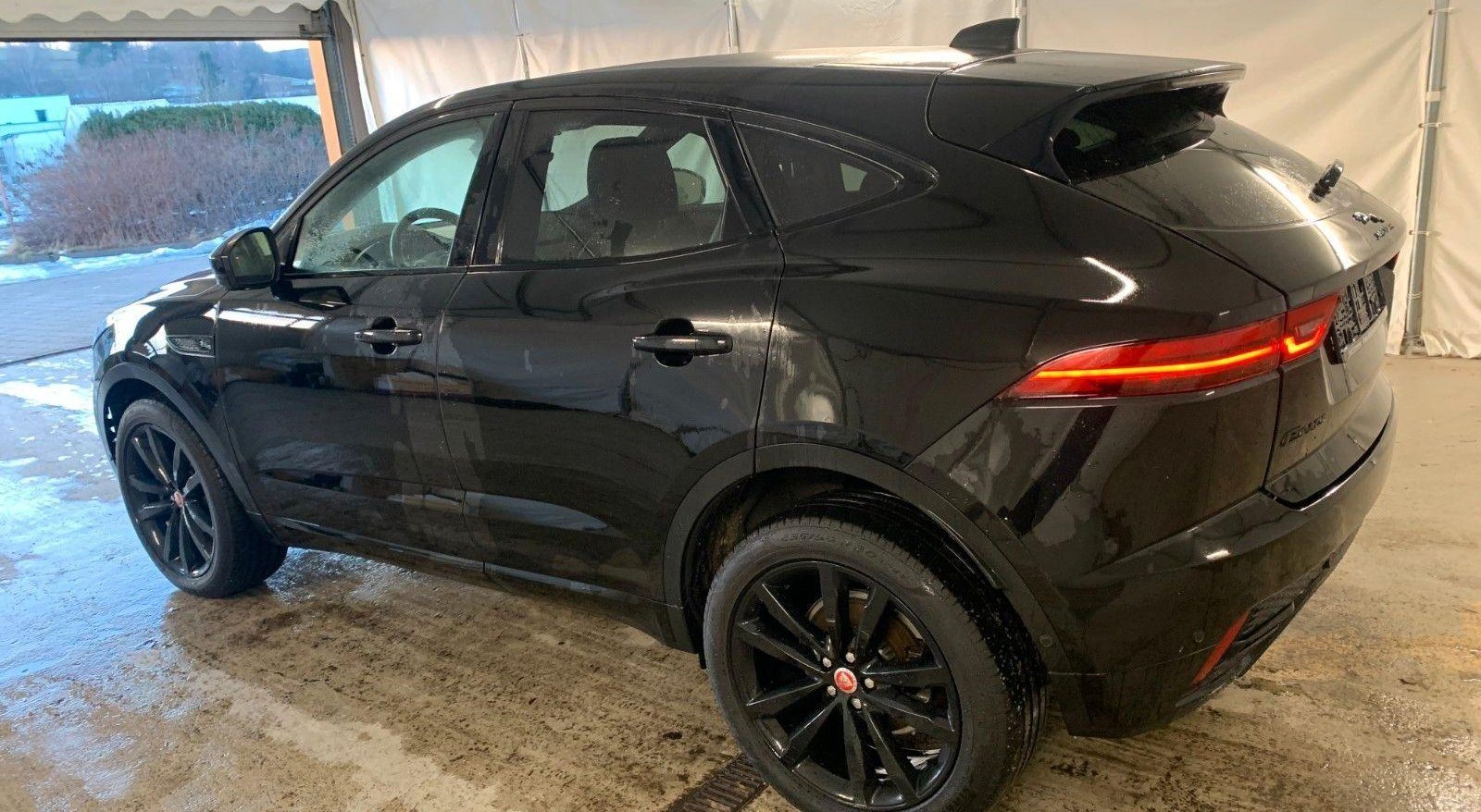 Jaguar E-Pace R-Dynamic S AWD 8