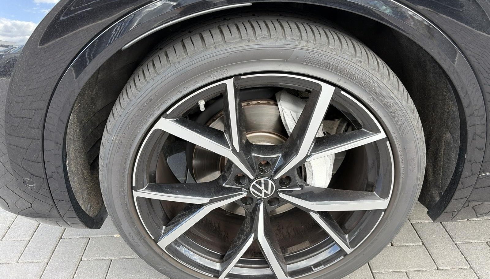 Volkswagen Touareg R-Line 3